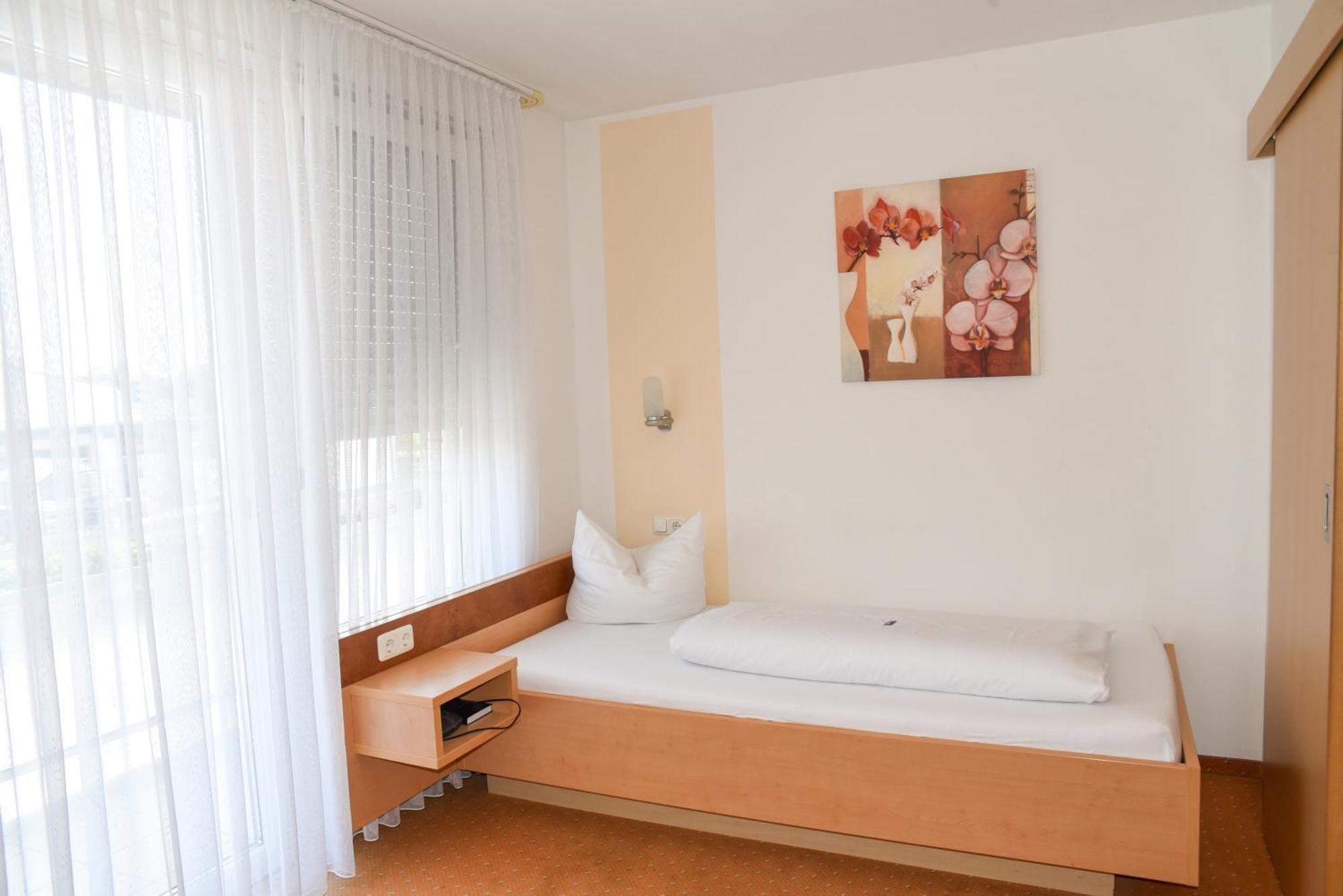 Hotel Nuernberger Hof Neumarkt in der Oberpfalz Dış mekan fotoğraf